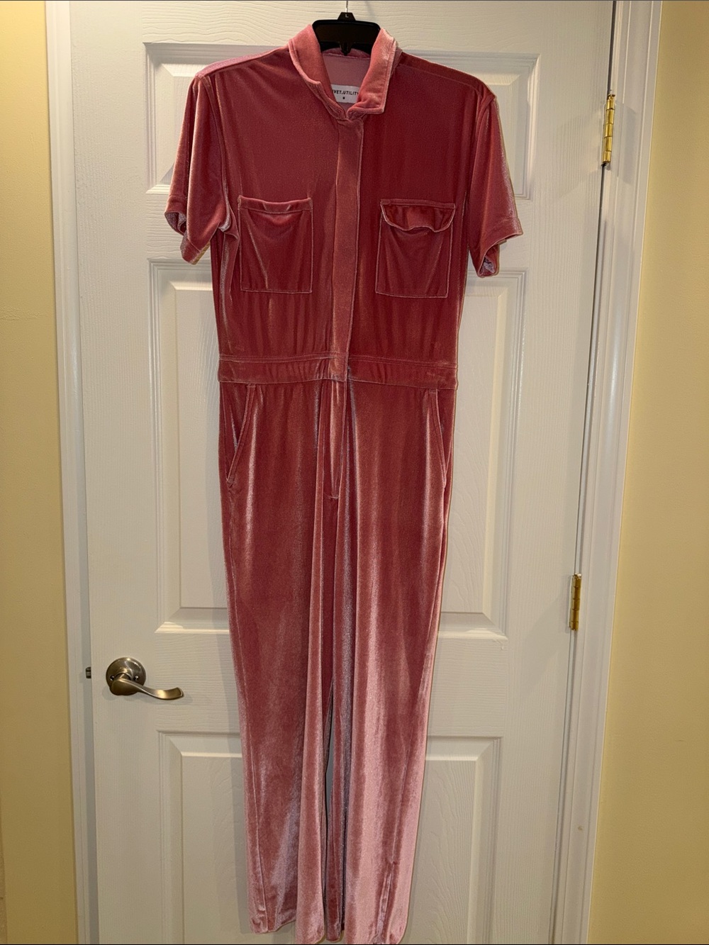 Short-Sleeve Velvet Jumpsuit in Dusty Rose